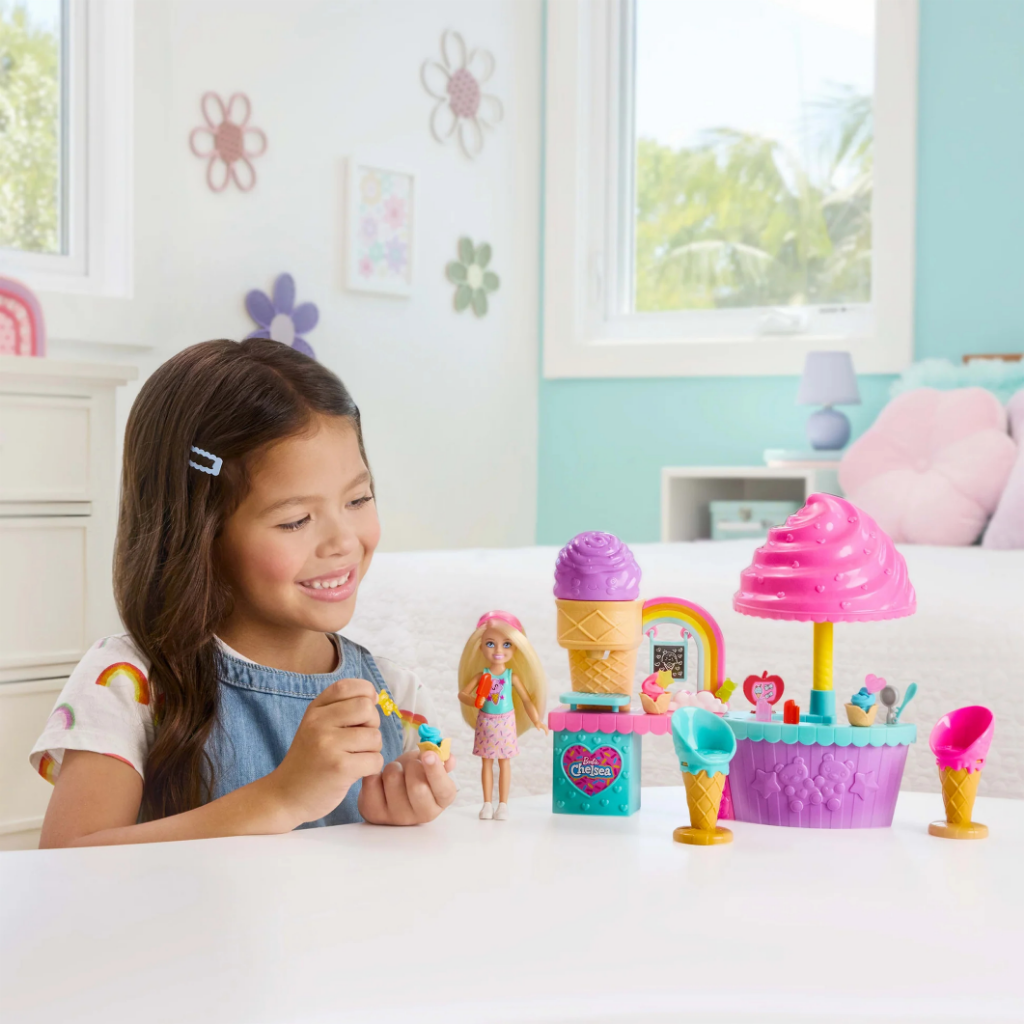 Barbie Club Chelsea Ice Cream Playset