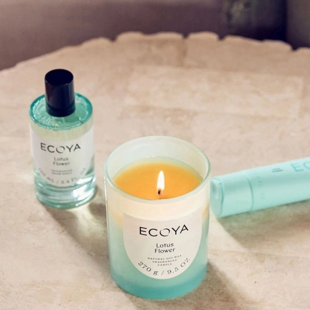 ECOYA: Lotus Flower Metro Candle